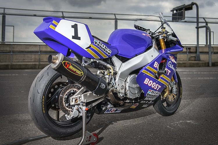 Yamaha 750 sportbike deals